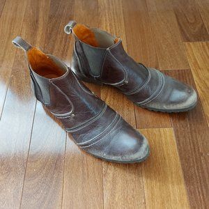 Men's Handcrafted Distressed Low-Cut Boots